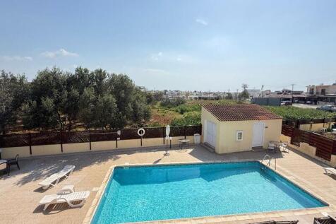 Communal pool