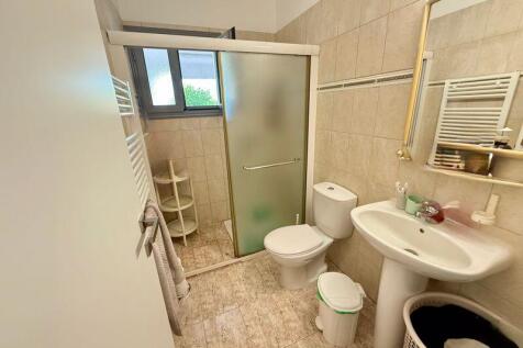 Maids Bathroom