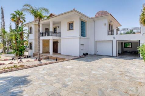 Driveway and Garage