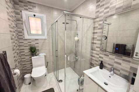 Master Ensuite