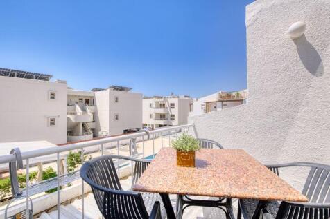 Lounge Balcony