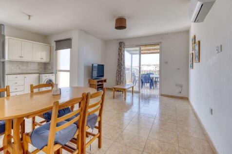 Kitchen, Lounge,...