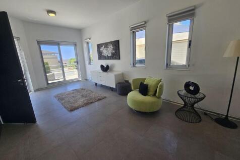 Ground floor bedroom