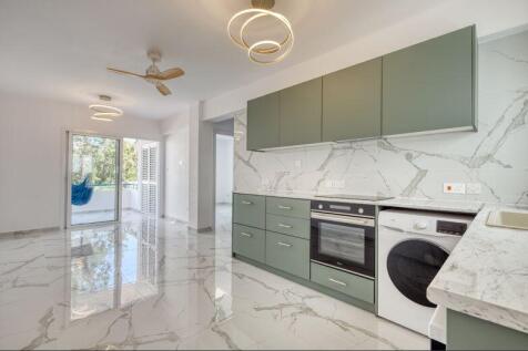Lounge, Kitchen,...