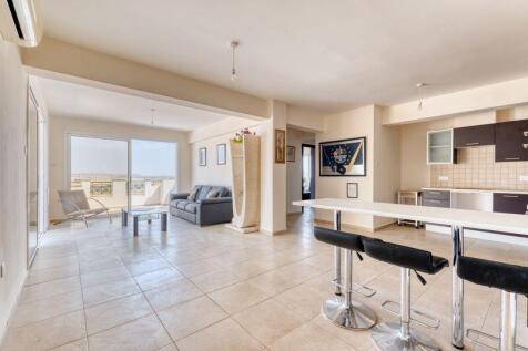 Lounge, Kitchen,...