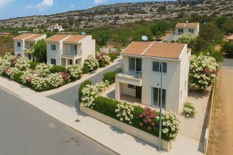 Villas - Artist...