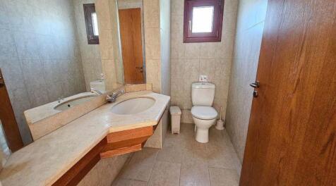 Master Bedroom...