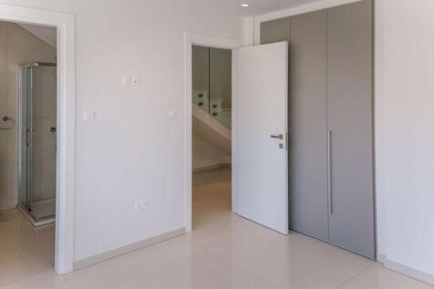 Bedroom with Ensuite