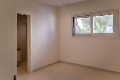 Bedroom with Ensuite