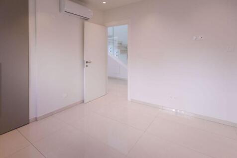 Bedroom with Ensuite