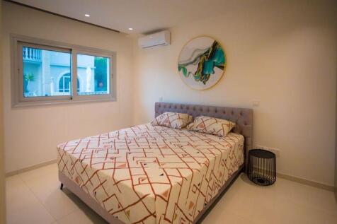 Bedroom with Ensuite