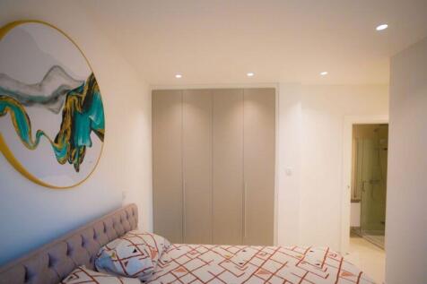 Bedroom with Ensuite