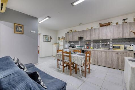 Kitchen, Lounge,...