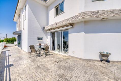 Front Veranda