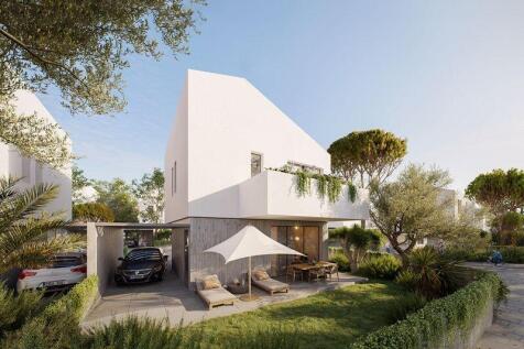 4 Bedroom Villa -
