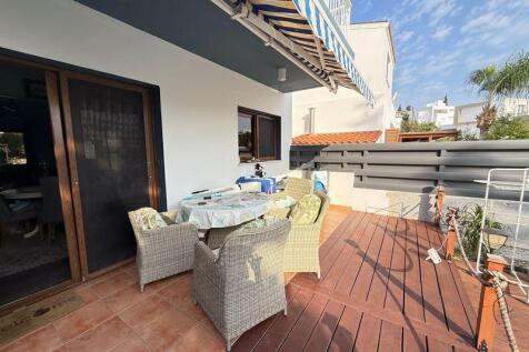 Outdoor Seating Area