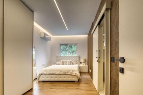 Bedroom with Ensuite