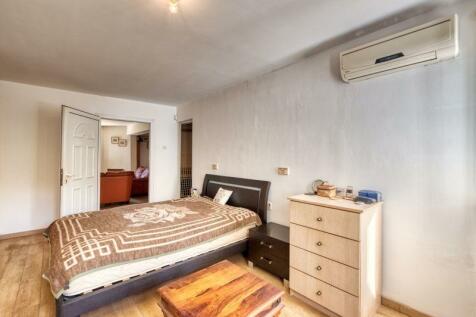 Basement  Bedroom 1