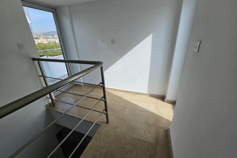 Stairs landing