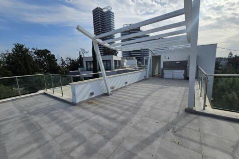 Roof terrace