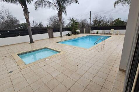 Private swimming...