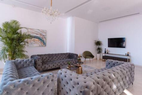 Lounge Example