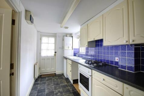 kitchen .jpg