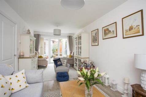 SITTING  ROOM