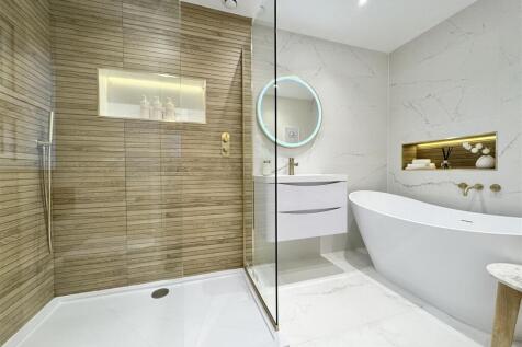 Ensuite Bathroom