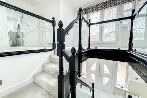 Upper level