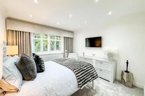 Bedroom/En-Suite
