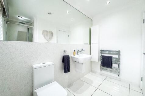 Bedroom/En-Suite