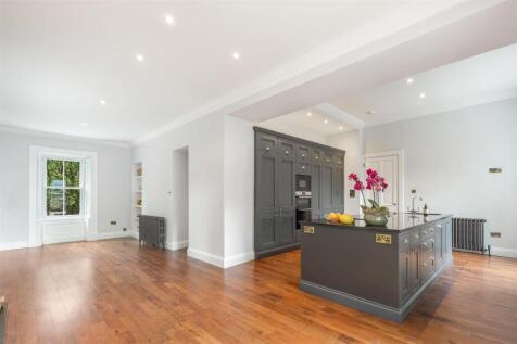 Kitchen/Familyroom