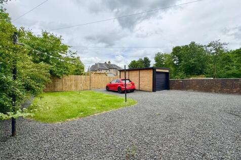 Garden/Driveway