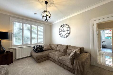 Bedroom 3 /sitting room