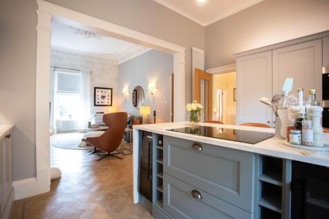 Kitchen/Lounge
