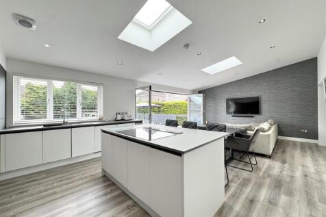 Dining Kitchen/Family Room
