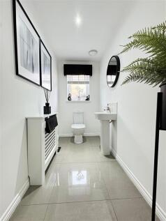 Cloakroom Wc