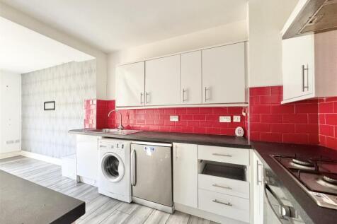 Kitchen / Dining