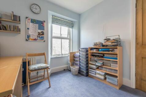 Bedroom/Study