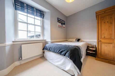 Rear Bedroom