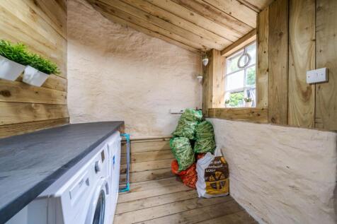 Outbuilding utlity room