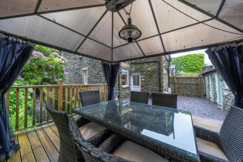 Decked area over beck