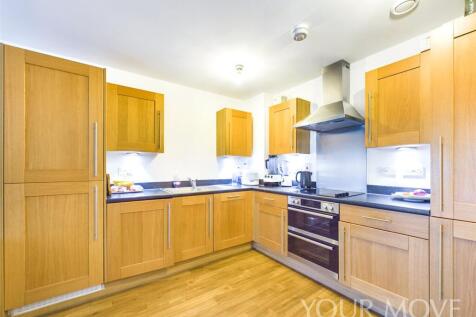 Kitchen/Living Area