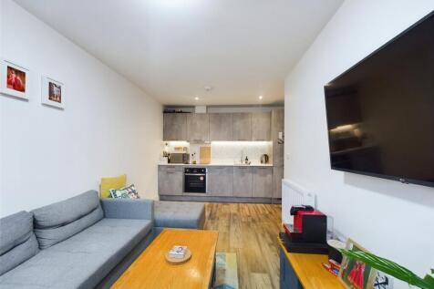 Kitchen/Living Area
