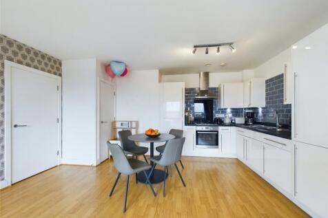 Kitchen/Living Area