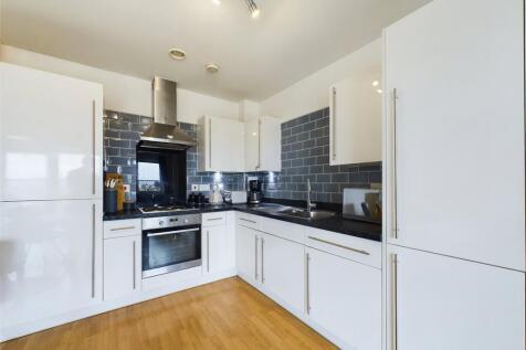 Kitchen/Living Area