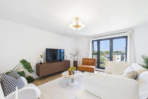 Living Room/Kitchen