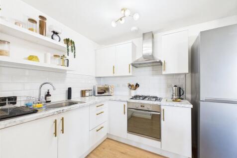 Living Room/Kitchen
