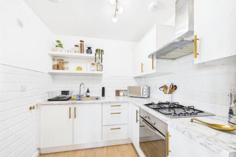 Living Room/Kitchen